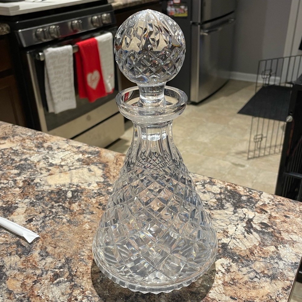 Waterford Crystal Decanter with Stopper - Waterford marking shown in pictures